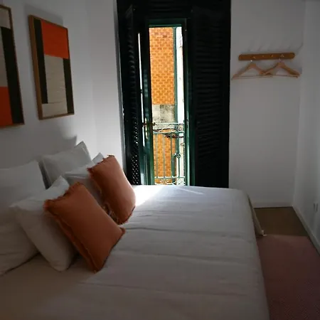 Downtown Lovely Апартаменты *