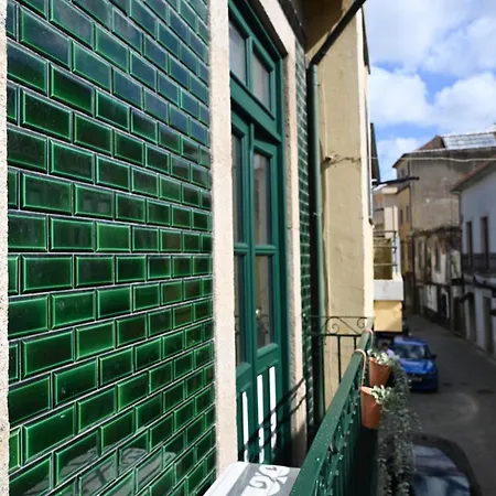 Апартаменты Downtown Lovely