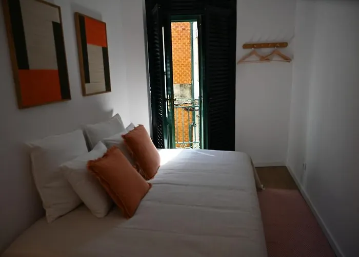 Downtown Lovely Апартаменты *